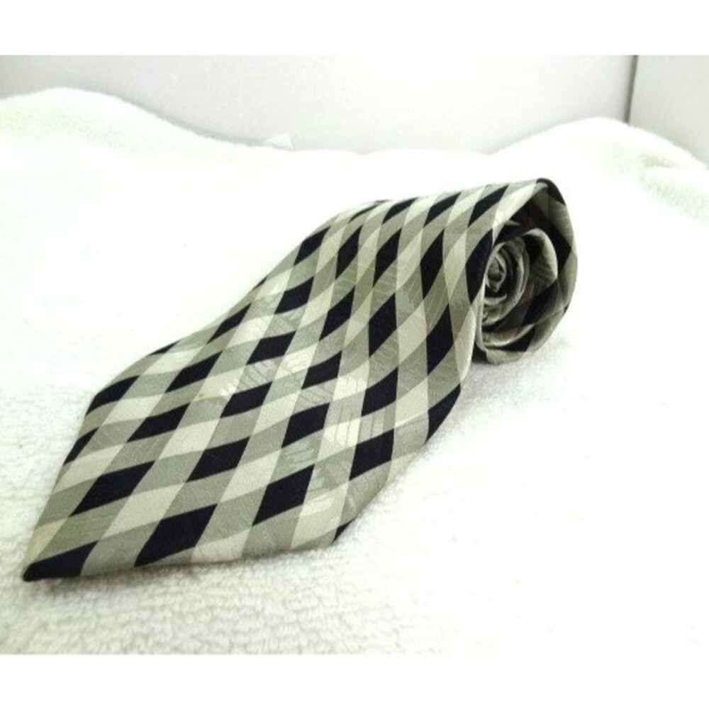 Tongue Tied Mens Neck Tie By Tom McLellon 100% Silk Black White